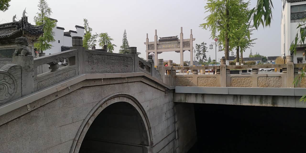 无锡泰伯庙的历史悠久,这里是旅游景点