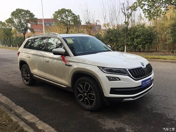 速派车主再提柯迪亚克白色顶配