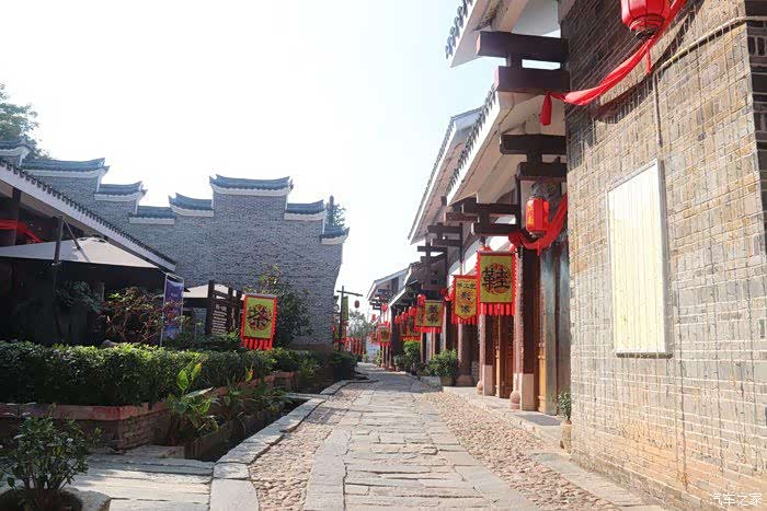 走进古城入眼遍是古风