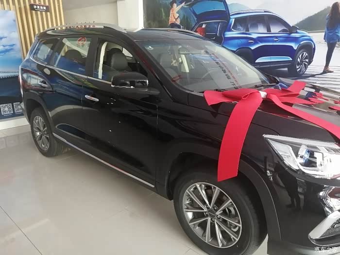 感觉捷途x90黑色的挺好看