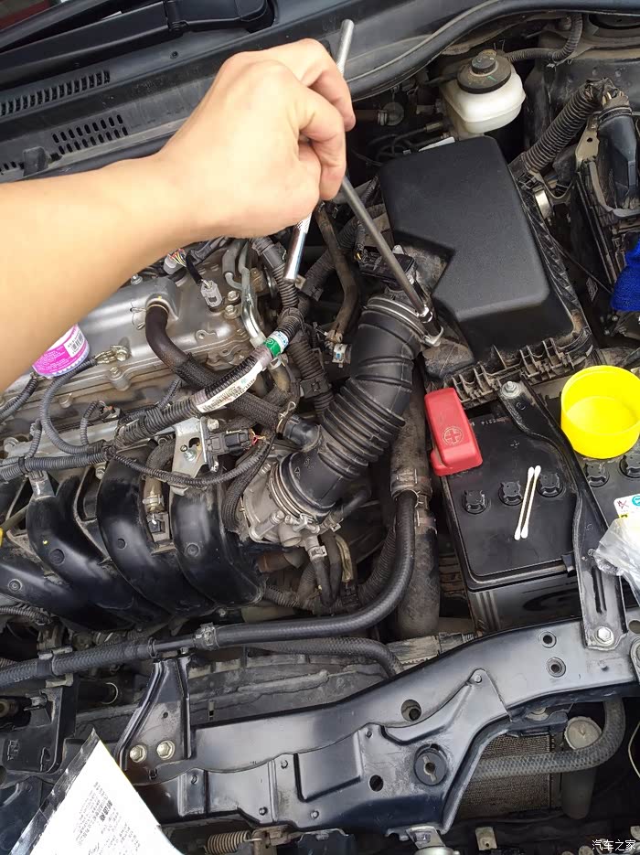 14款卡罗拉自己动手清洗节气门