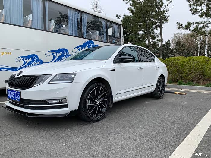 19款明锐改rs版前杠