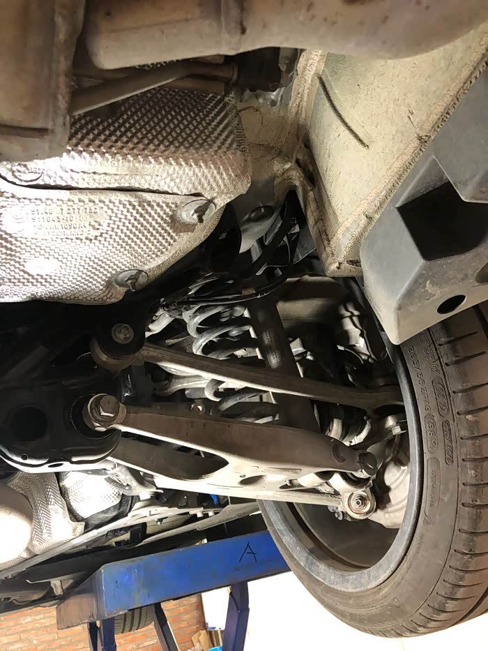 【图】16款 灰色m2 刚入手一周 总结个吧_宝马m系论坛_汽车之家论坛