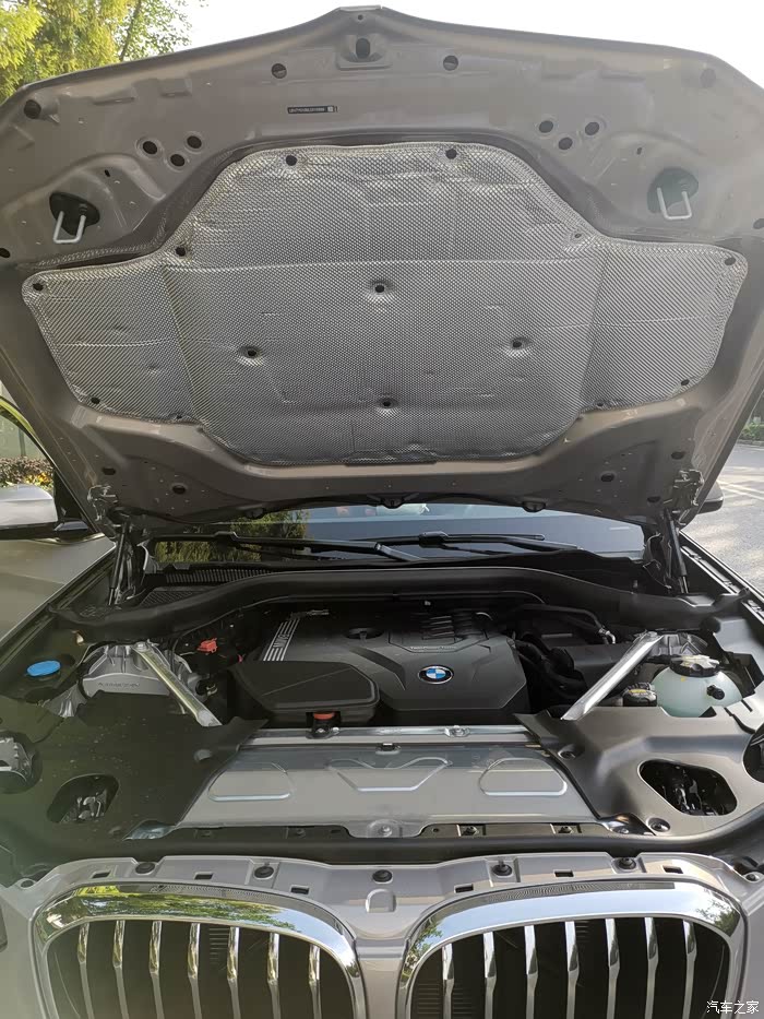 【图】调查之二:大家的引擎盖装了隔音棉吗_宝马x3论坛_汽车之家论坛