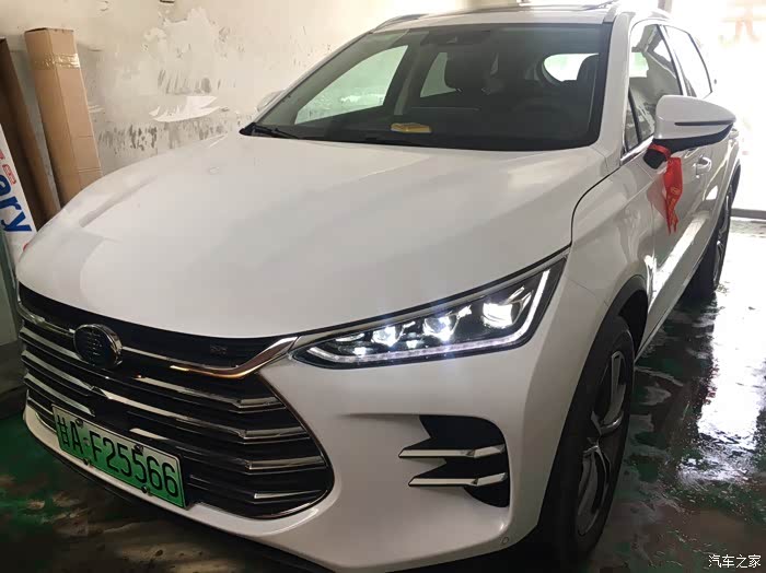 先来张正脸给大家看看,整体颜值还是相当的霸气侧漏!