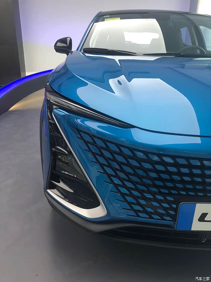 【图】到店看车unit时空蓝,爱了爱了_长安uni-t论坛_汽车之家论坛