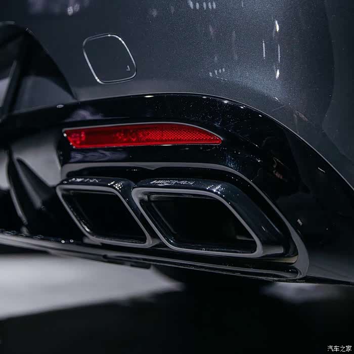 【图】mercedes amg s63 ,尾灯设计漂亮_奔驰amg论坛_汽车之家论坛