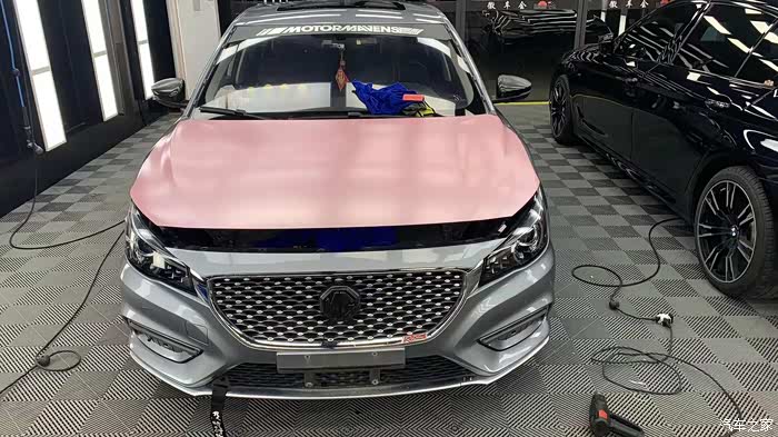 安徽名爵6电光樱花粉