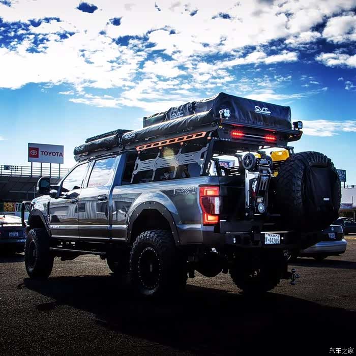 【图】福特f250越野改装,这车改的安全感巨足,和个堡垒一样_福特皮卡