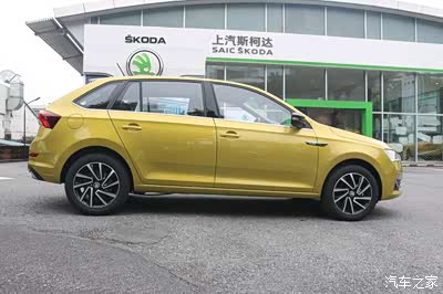 "昕"之所动,2020款昕动流光金,打开内"昕"世界,相看两不厌