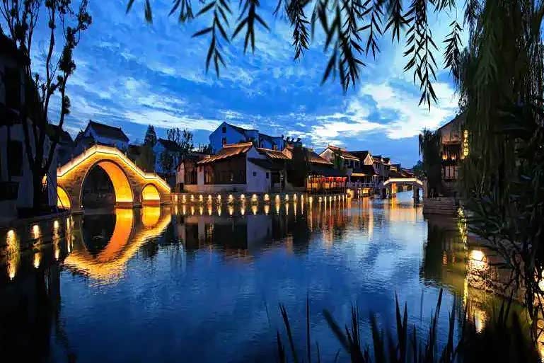 鹅湖古镇,又有无锡"小苏州"之称