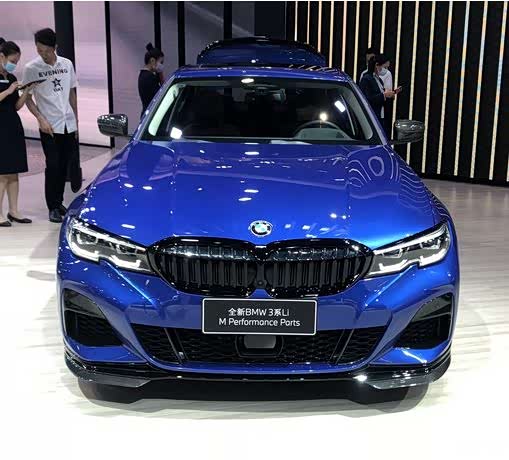 宝马3系330limperformance版车型亮相车展