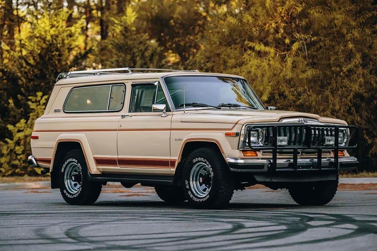 1983 jeep cherokee laredo