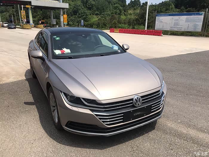 新cc哪种车身颜色好看耐看