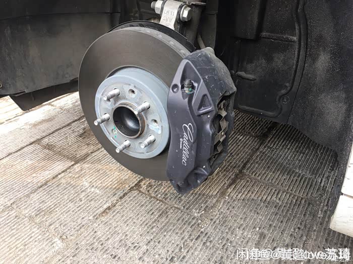 首发17款君威28t改装gs原厂布雷博卡钳