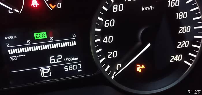 19轩逸油箱盖警示灯