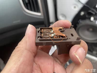 右前门升降器开关维修_北京现代ix25论坛_手机汽车之家