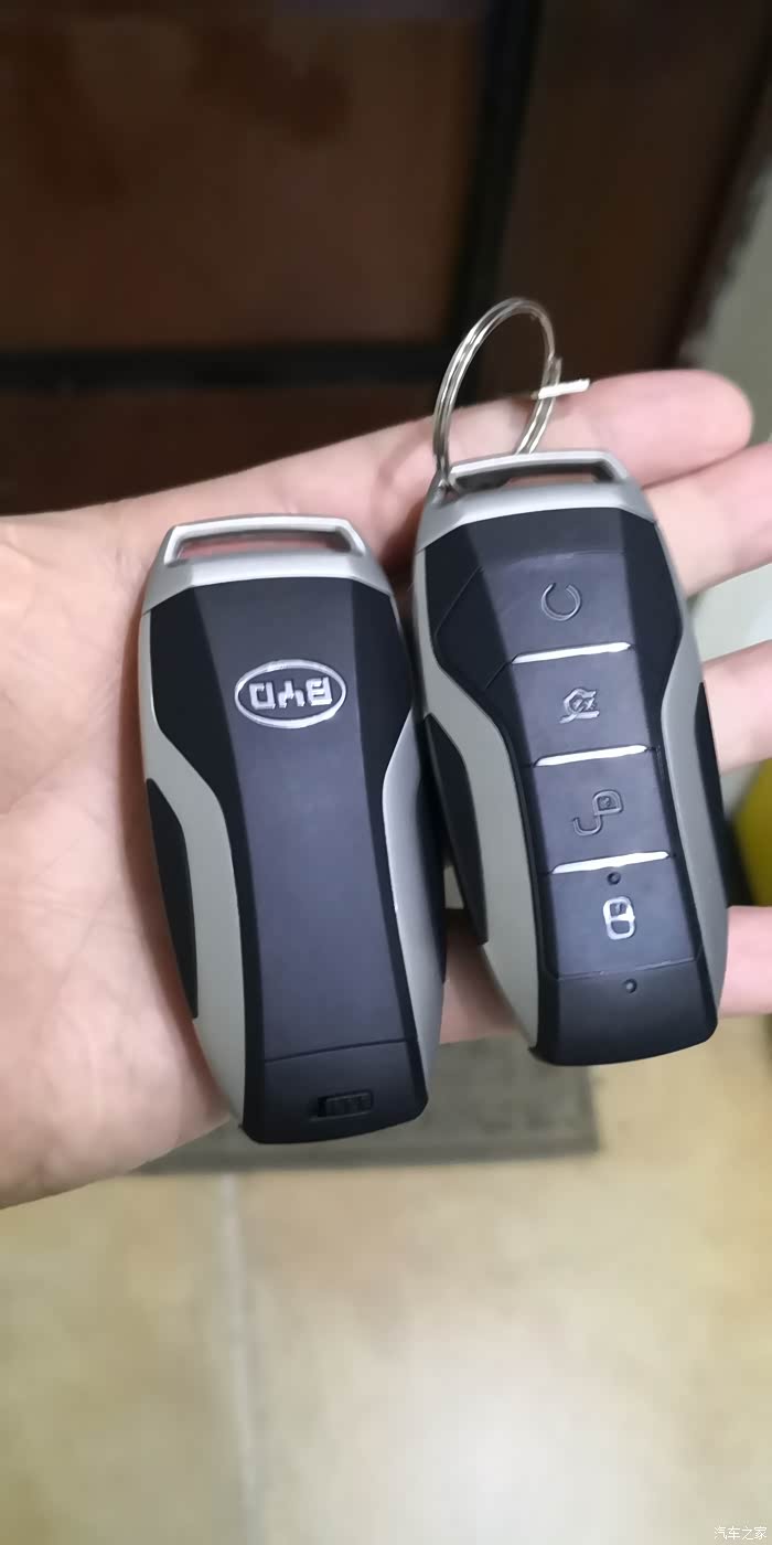 十年比亚迪情怀今提顶配汉给老婆惊喜