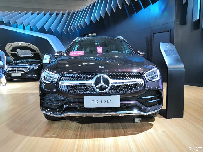 【图】2020款glc-l300动感红宝石黑_奔驰glc论坛_汽车之家论坛