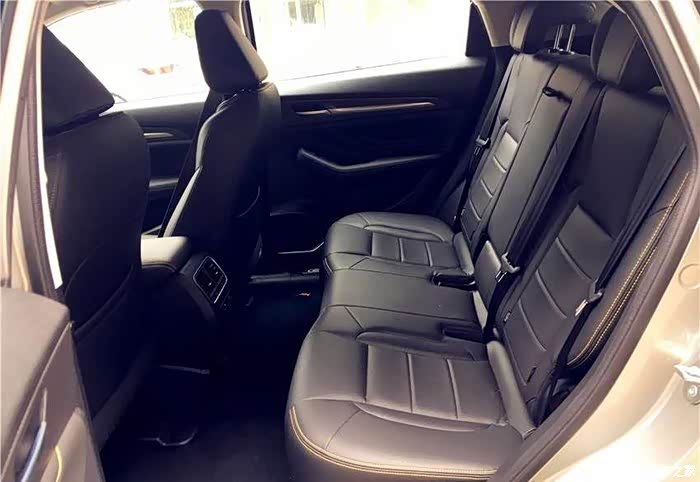 外观时尚,颜值出众哈弗f7x就是这条gai上最靓的崽