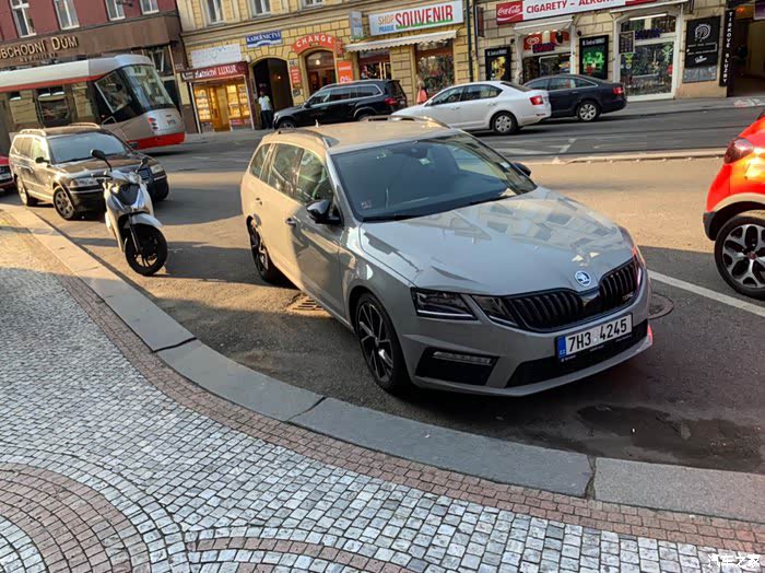 19款明锐改rs版前杠