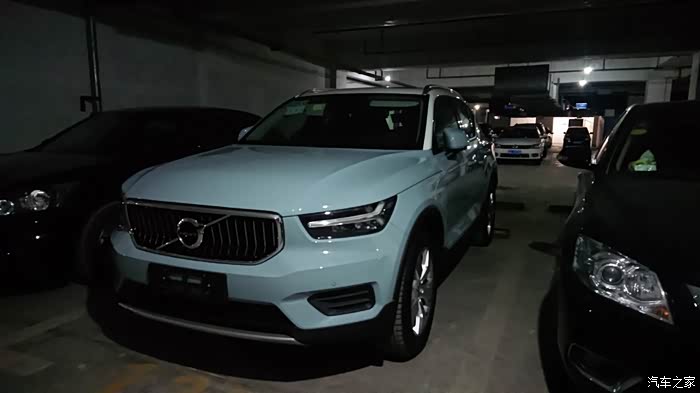 【图】楼下车库竟然有人提车了～～_沃尔沃xc40论坛_汽车之家论坛