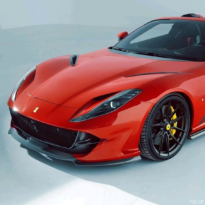 红色的法拉利轿跑,你值得拥有!