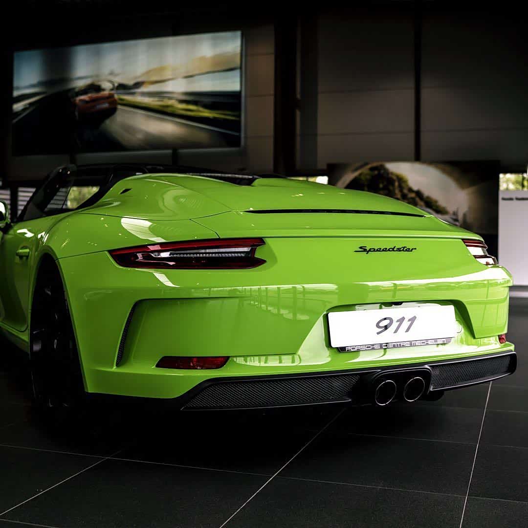 保时捷911 speedster蜥蜴绿车漆,也不错