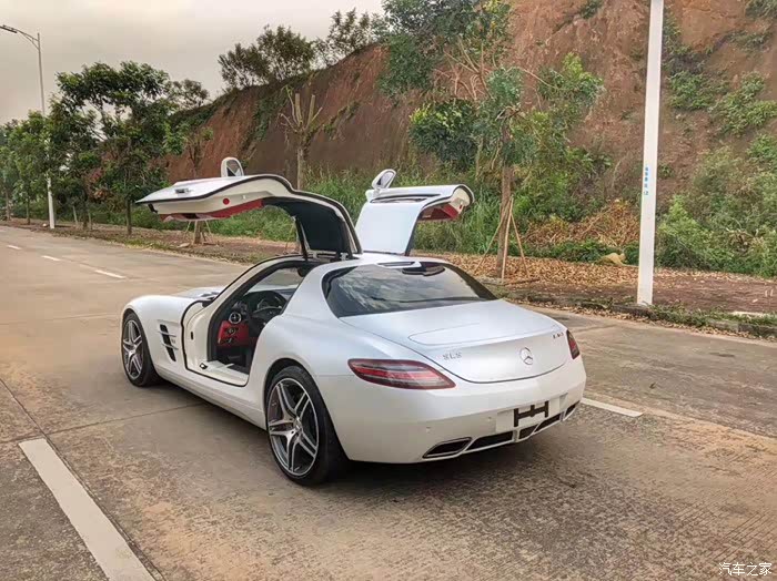 跑车鉴赏.这款的奔驰欧翼门怎么样