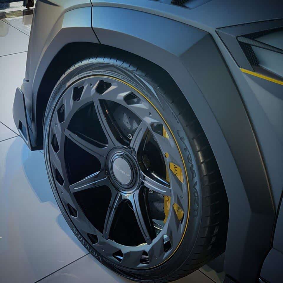 碳纤维改装版mansory定制独一无二兰博基尼urus