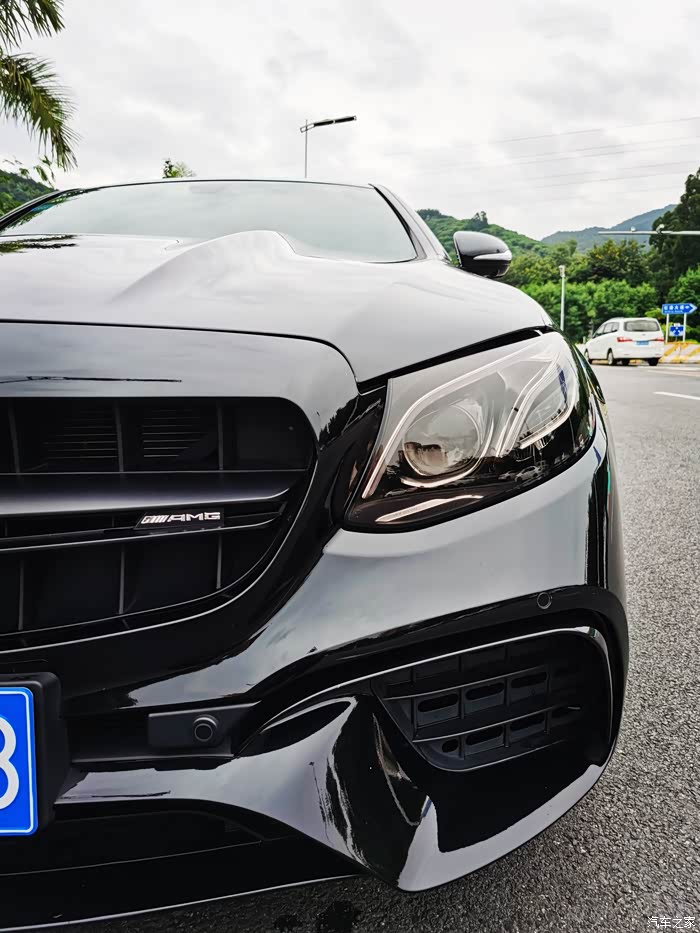 82140 | 回复: 201 奔驰e级论坛 e300l豪华运动改装终极黑武士,10.