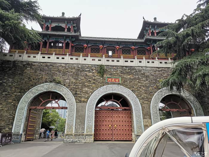 全新福特探险者#玄武湖赏荷花