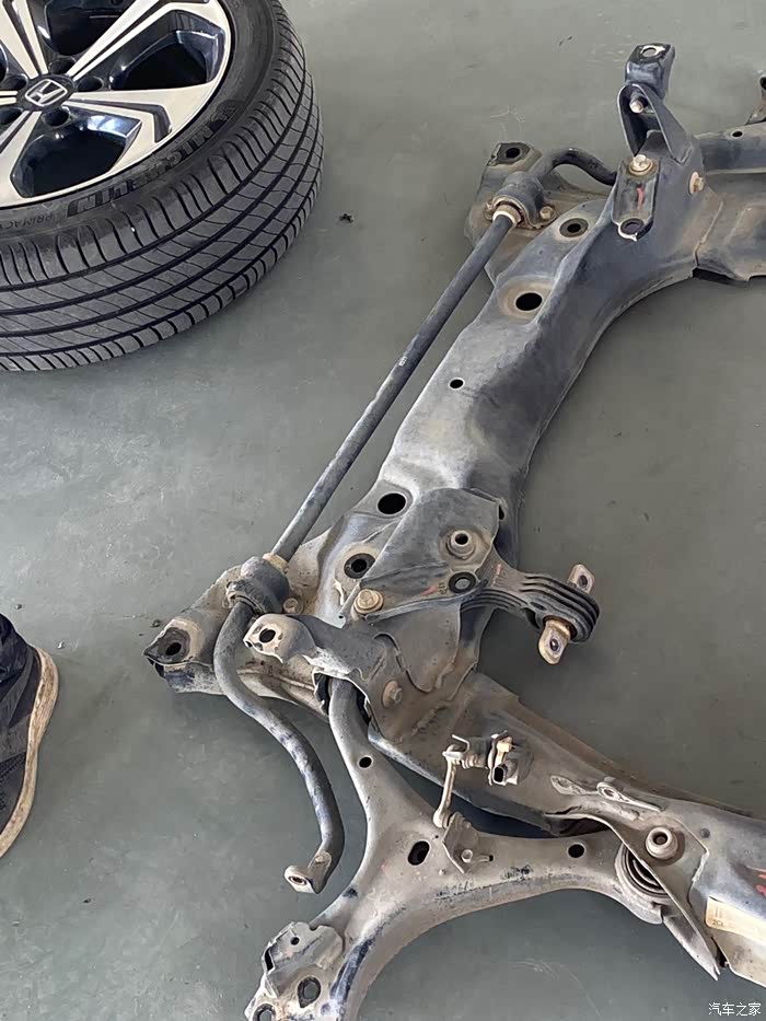 【图】杰德底盘加强件_杰德论坛_汽车之家论坛
