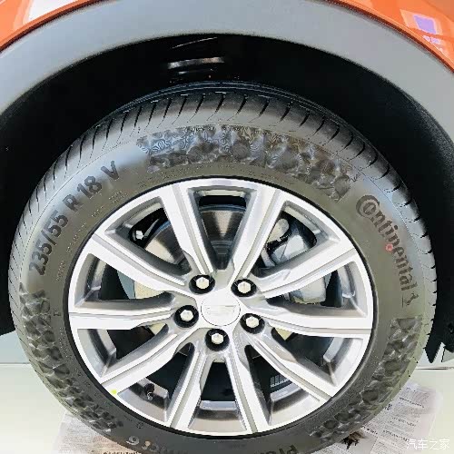 抢先实地赏车-凯迪拉克xt4