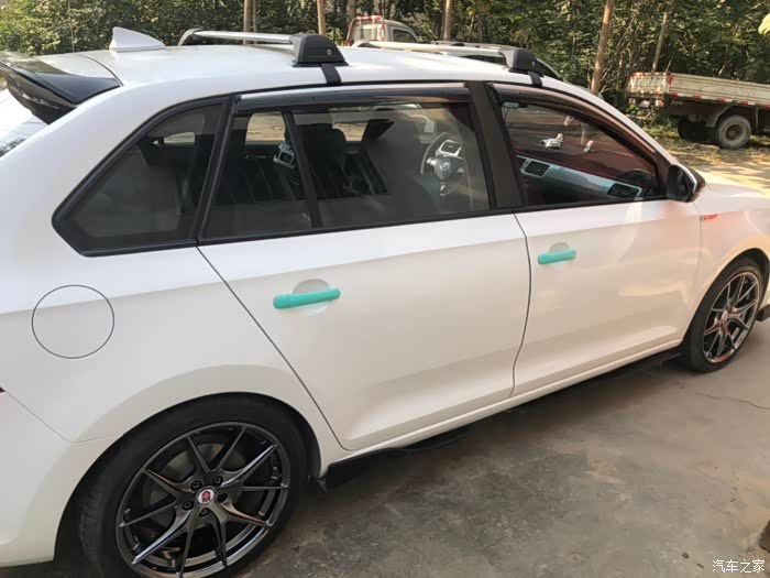 郑州首台桑塔纳浩纳改装车