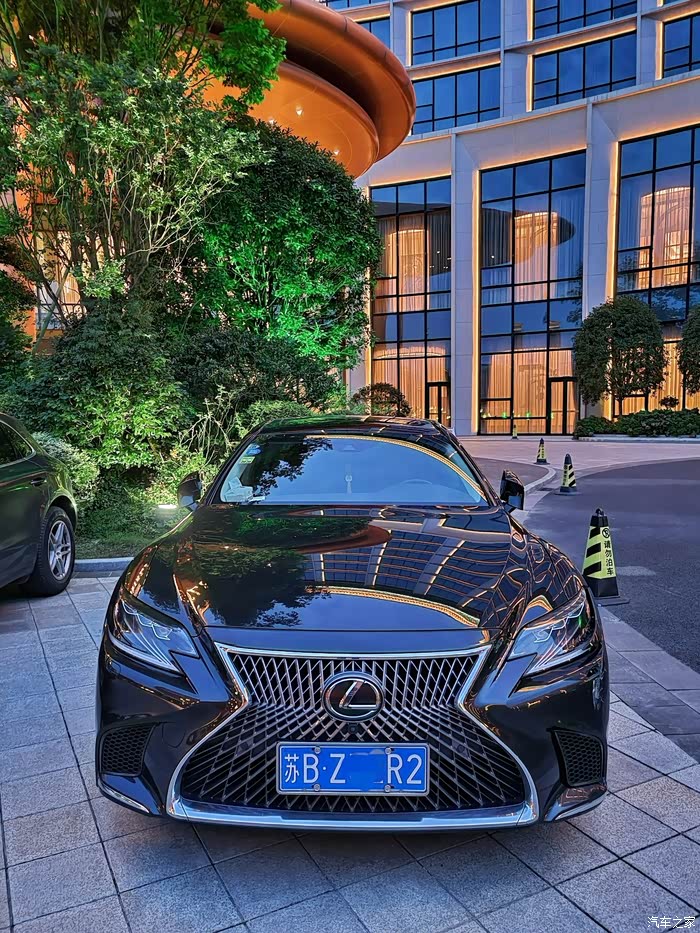 【图】实拍各种雷车～_雷克萨斯ls论坛_汽车之家论坛