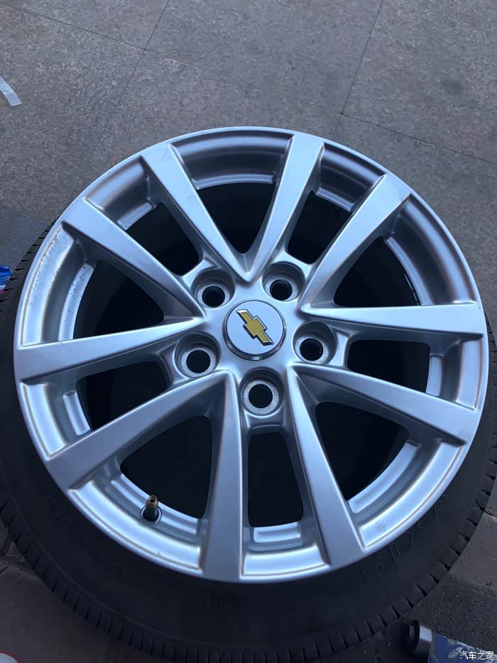 出一套全新16寸迈锐宝轮毂