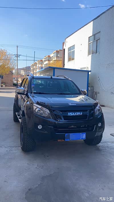 d-max黑武士版 轮胎轮毂升级 车载电台