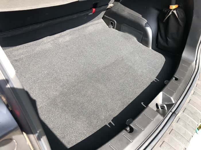 拆了后备箱泡沫块看看