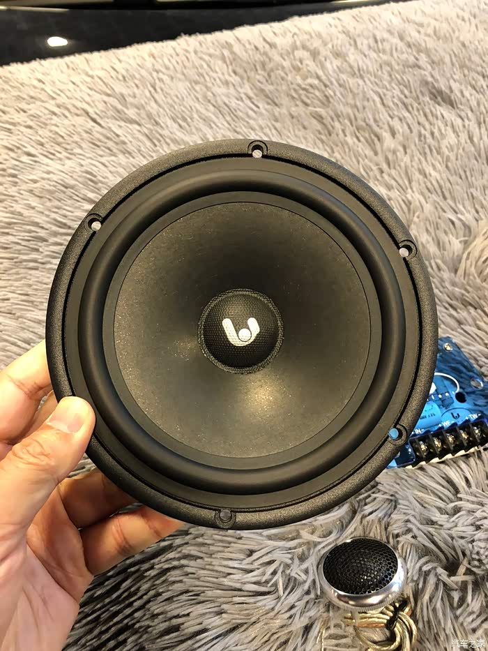 胜达改装诗芬尼音响