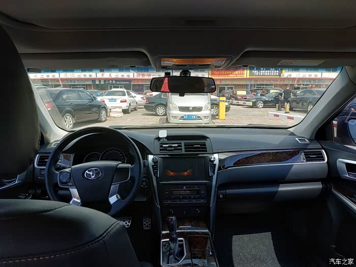 收个7.5代凯美瑞