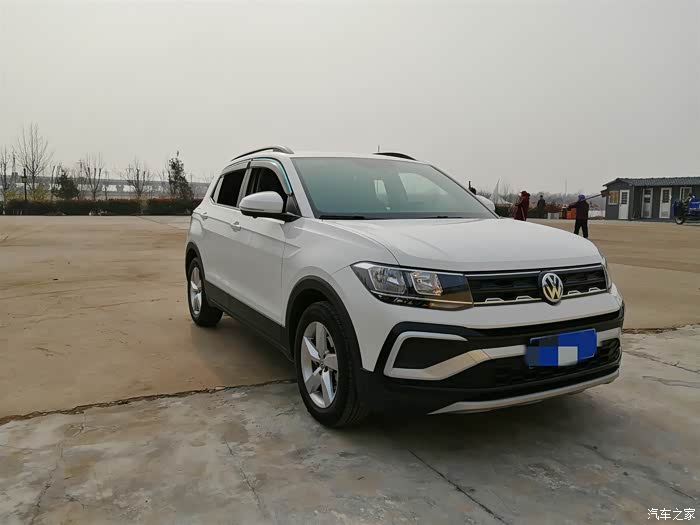 我的大胖子白色途铠,我和媳妇的审美都是偏圆滑风格,看着这饱满的前脸