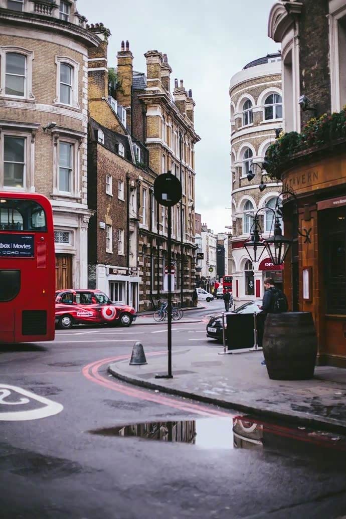 充满英伦气息的街道 我在伦敦等你