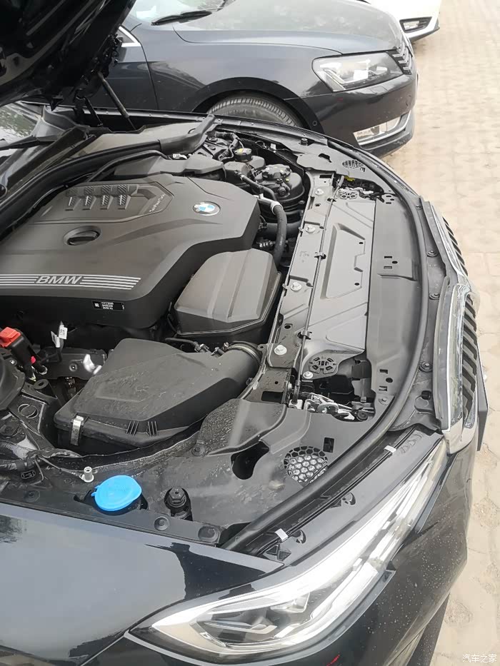 各位车友帮忙看下发动机编号