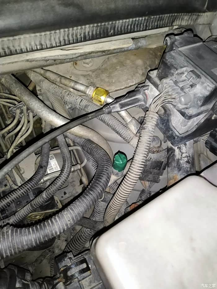【图】陆尊前机仓这条管是这样的吗?_别克gl8论坛_汽车之家论坛