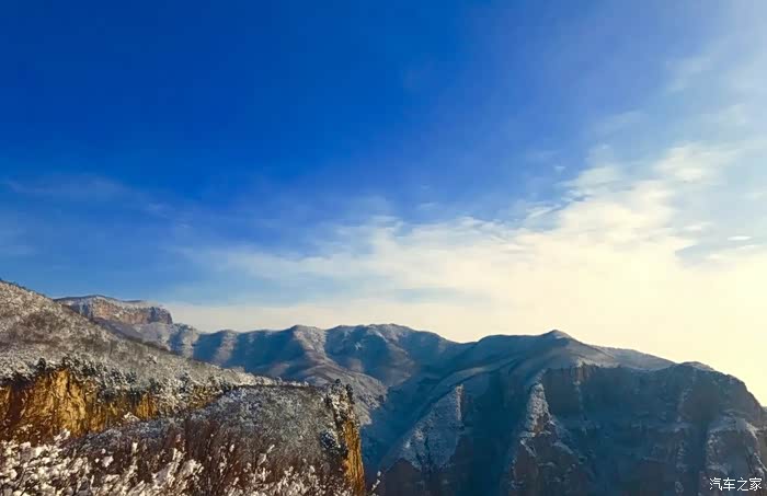 和沃尔沃s60l自驾游红后峡