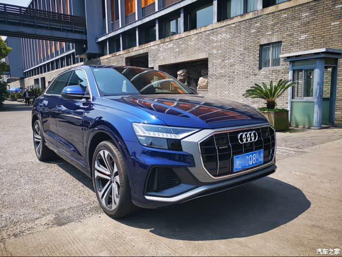 【图】一辆简单的q8,带给我们不一样的故事_奥迪q8论坛_汽车之家论坛