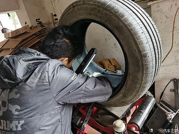 轮胎的安全重要性-补胎记