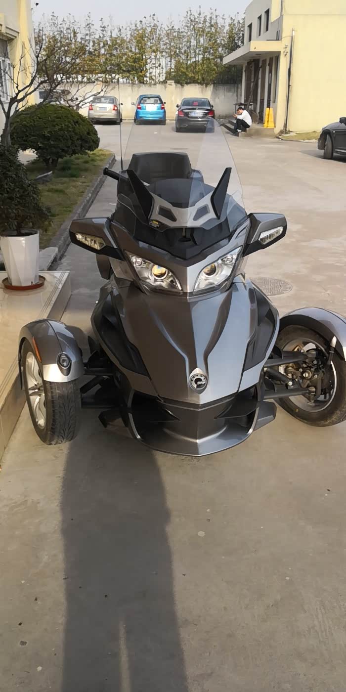 【图】庞巴迪嘛? 看看_上海论坛_汽车之家论坛