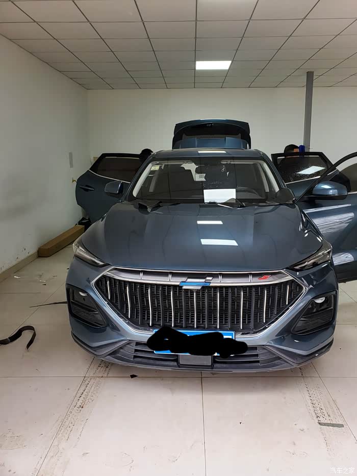 【图】欧尚x5,漂亮的智慧座驾,贴膜全过程分享_长安欧尚x5论坛_汽车之